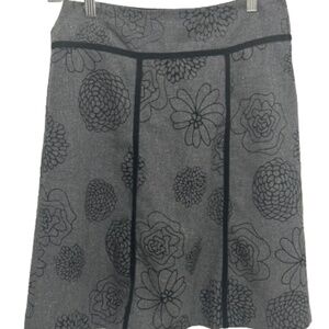 NWOT East 5th Women's SZ 8 Gray Skir w Velvet Black Floral Side Zip